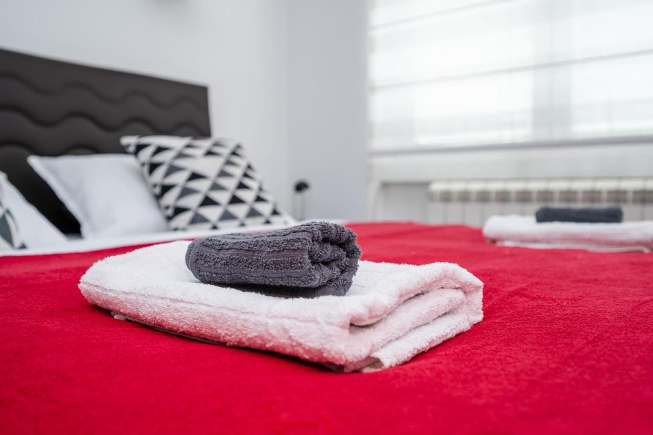 Bright 1Bdr Apartment In The City Center SJJ Eksteriør billede